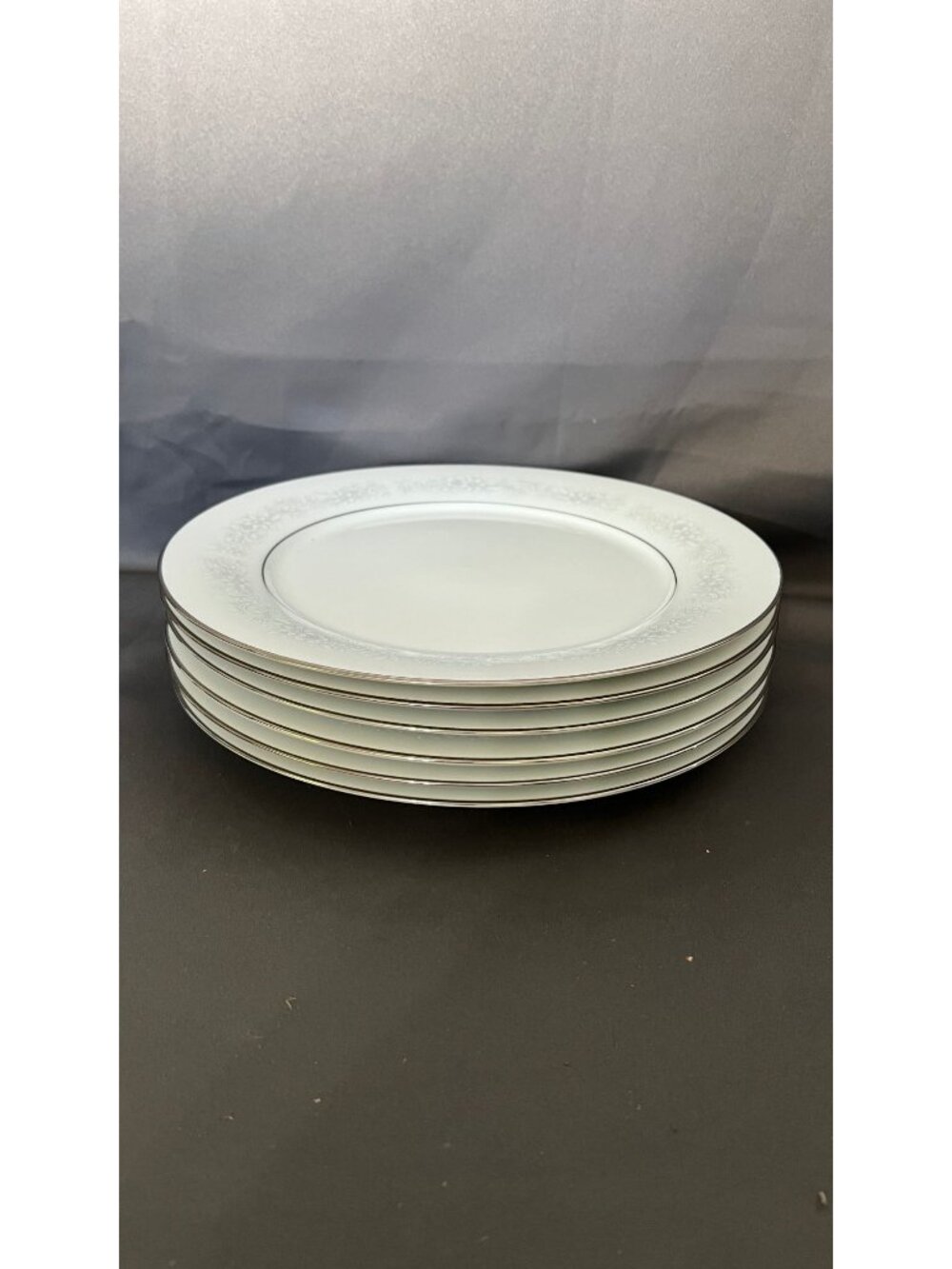 Noritake Cumberland Vintage Dinner Plates Set Of 6 White Floral Design